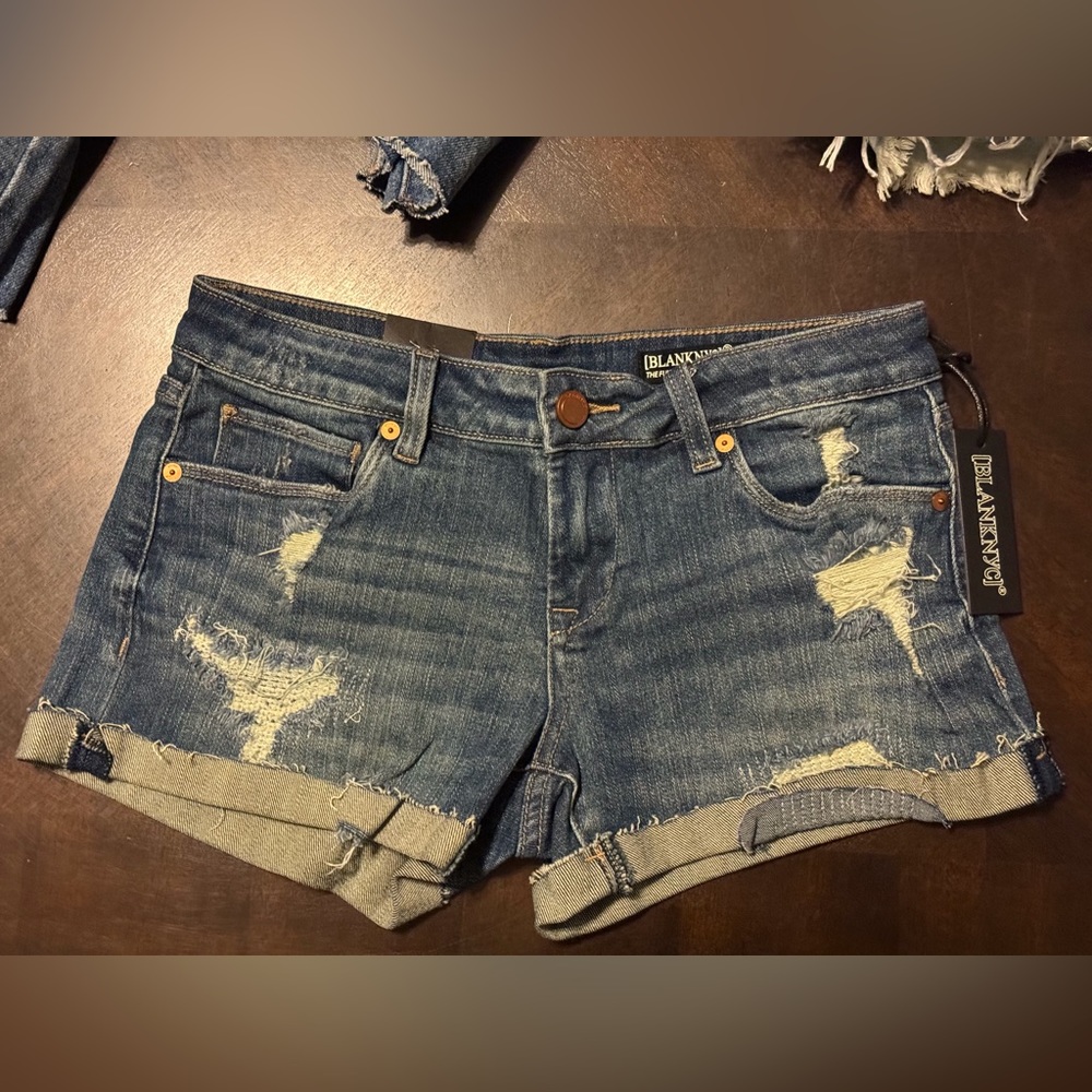 Blank NYC The Fulton Roll Up Shorts